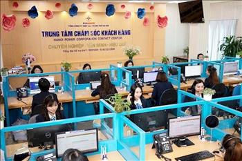 Điện thoại viên Tổng đài 19001288 những ngày cận tết Quý Mão