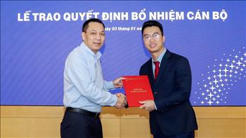 Công bố quyết định bổ nhiệm Phó Trưởng ban Tổng hợp EVN