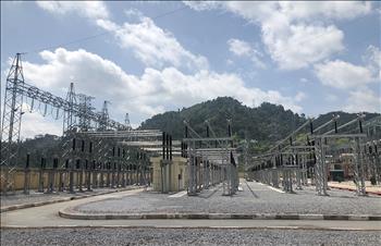 Đóng điện đường dây 220kV Bắc Giang- Lạng Sơn: Tăng cường đảm bảo điện cho phía Bắc mùa nắng nóng