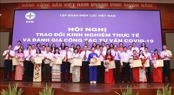 Trao đổi kinh nghiệm thực tế và đánh giá công tác tư vấn COVID-19 tại EVN