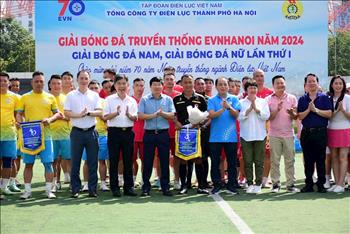 Khai mạc giải bóng đá truyền thống EVNHANOI 2024