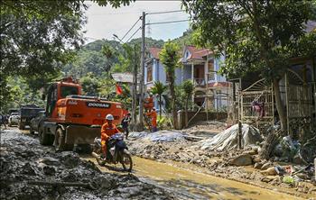 PC Lào Cai: Hoàn thành cấp điện trở lại cho toàn bộ khách hàng bị ảnh hưởng hoàn lưu bão số 3